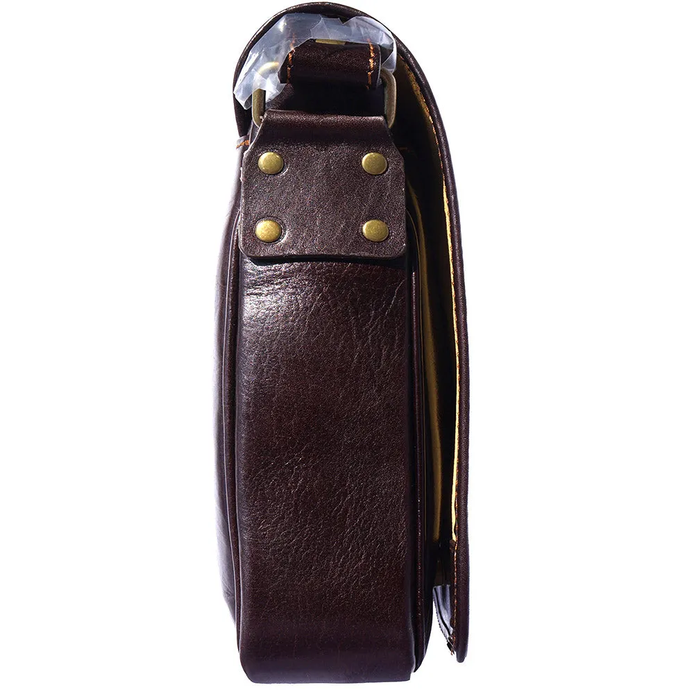 Christopher Messenger bag in cow leather