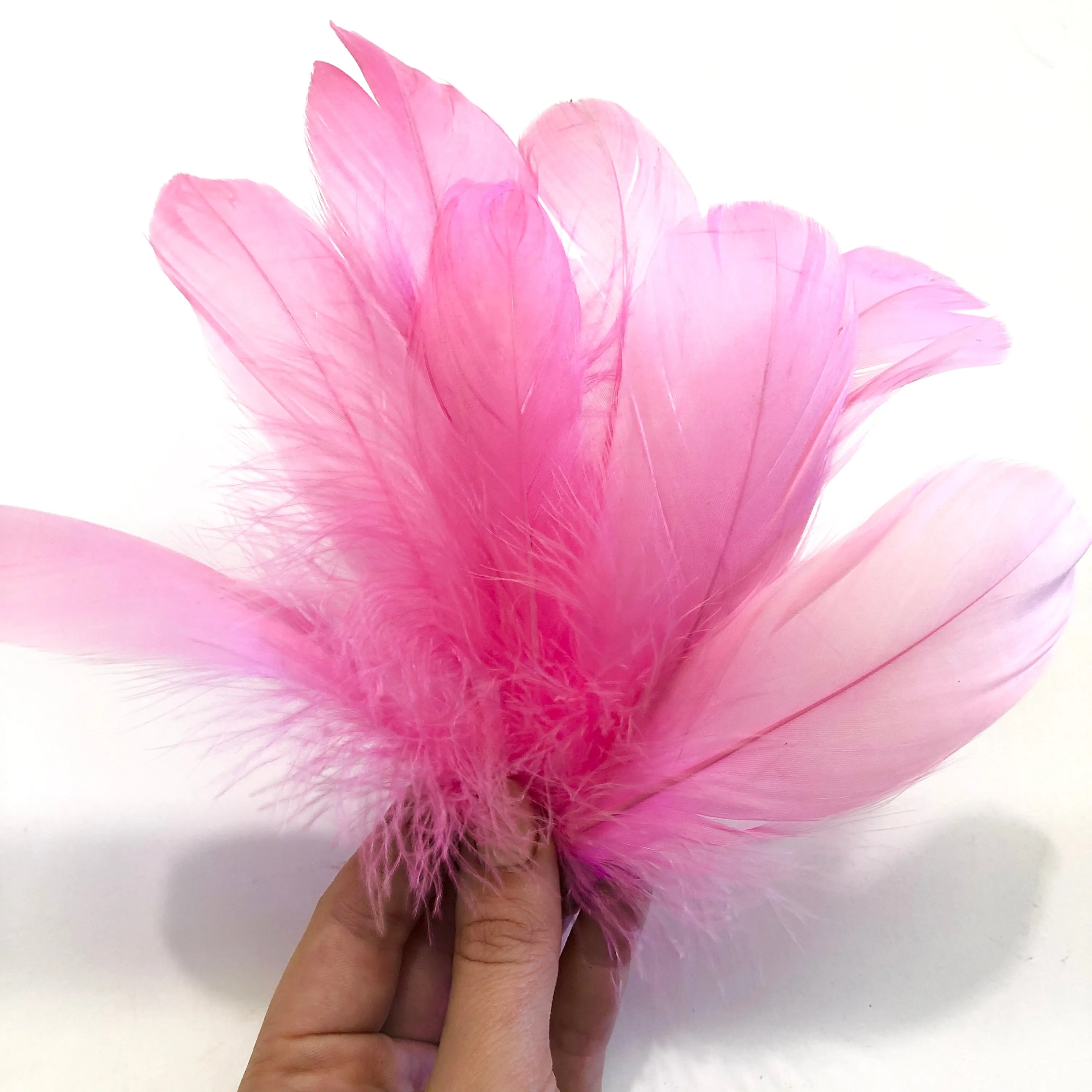 Goose Nagoire Feathers 10 grams - Hot Pink