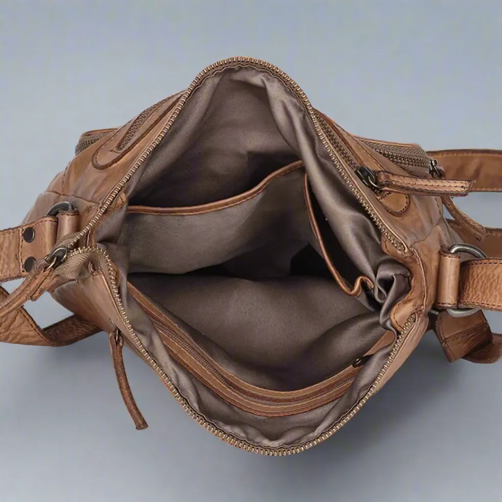 MET Front Organizer Crossbody Bag