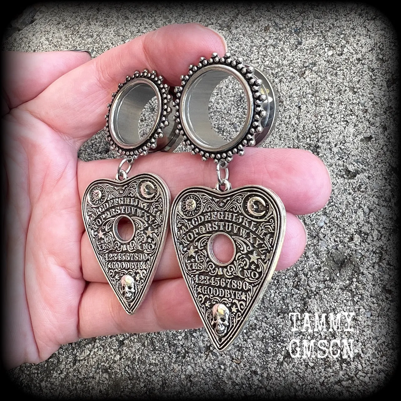Ouija board planchette tunnel earrings-Esoteric gauged earrings