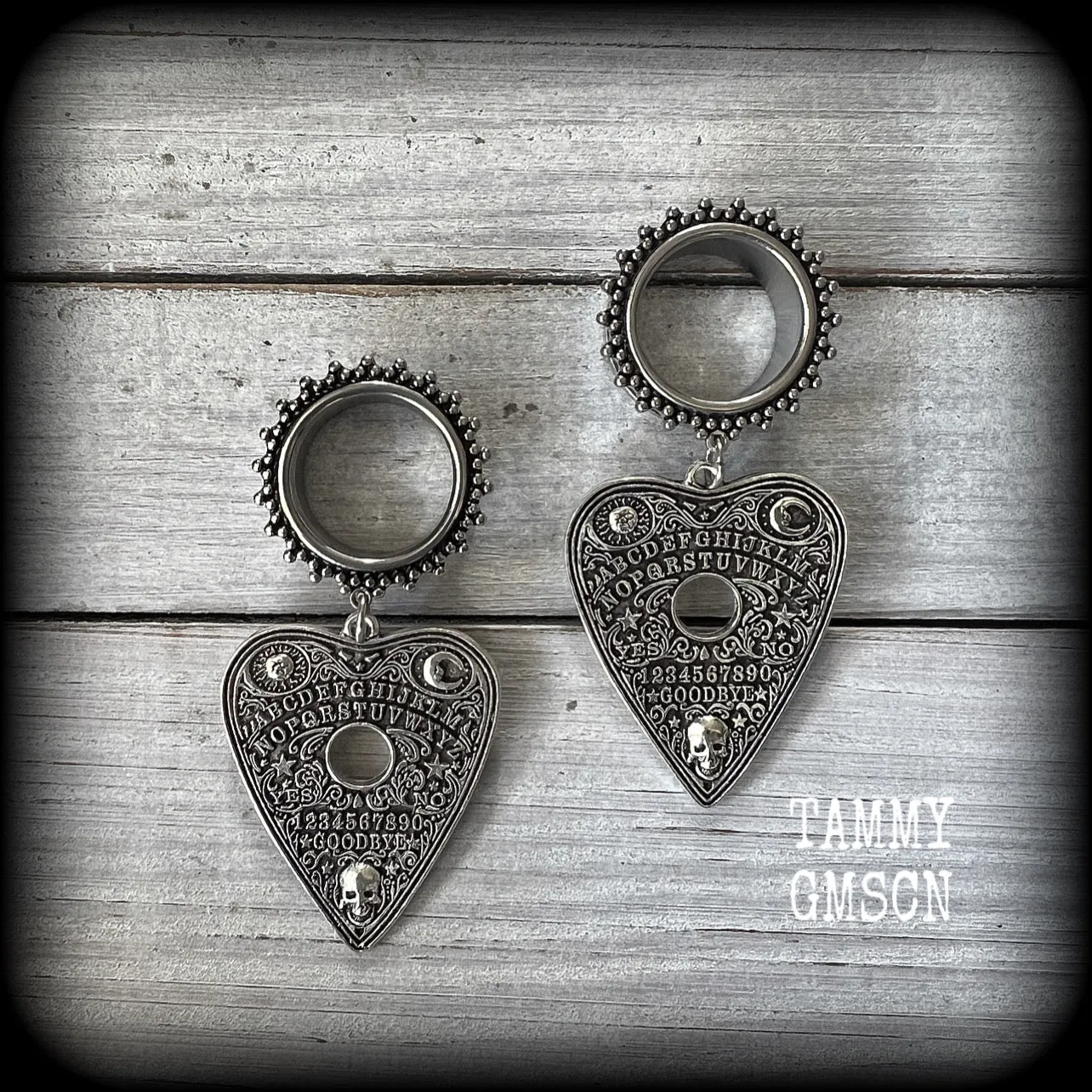 Ouija board planchette tunnel earrings-Esoteric gauged earrings