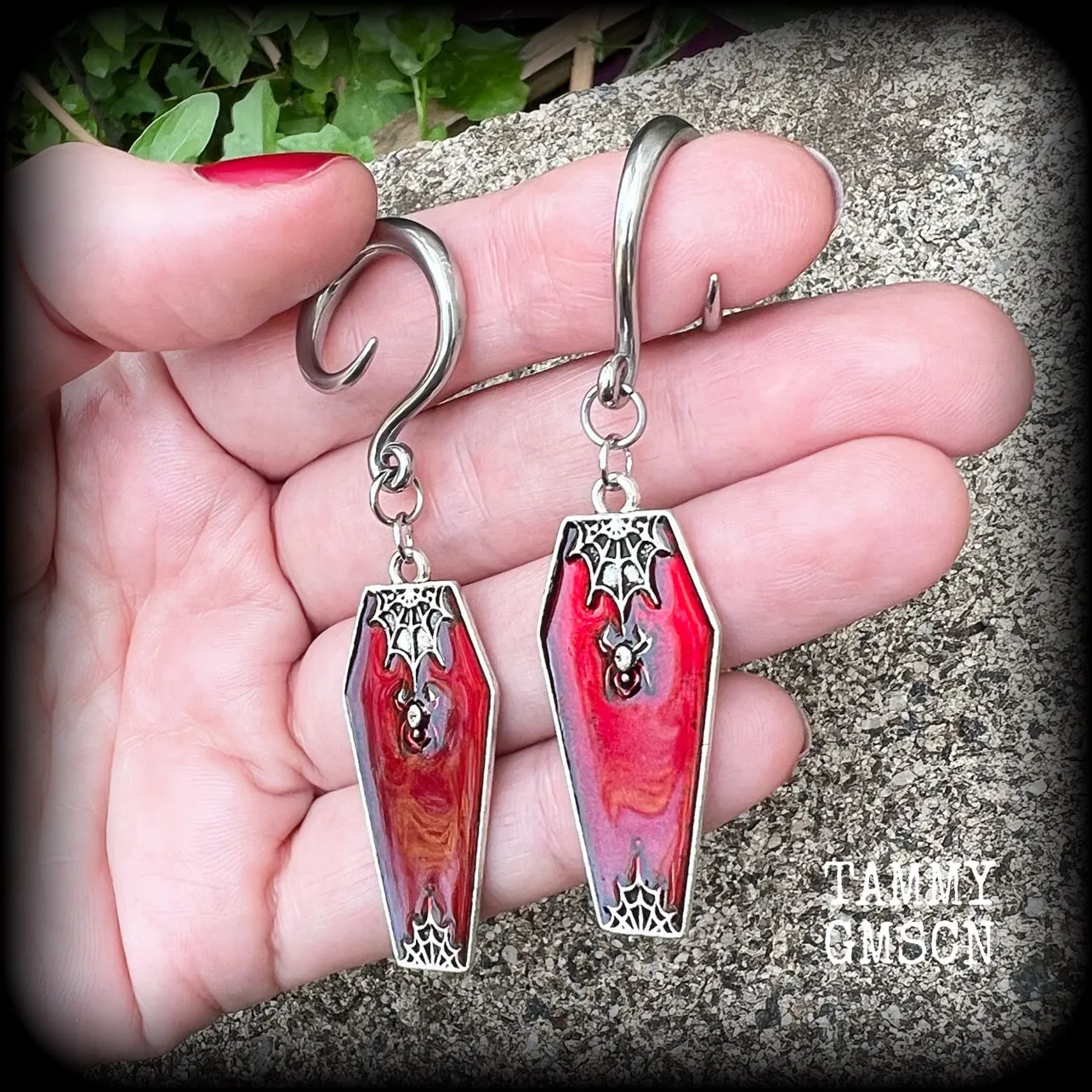 Red enamel coffin gauged earrings-Halloween horrorpunk ear gauges
