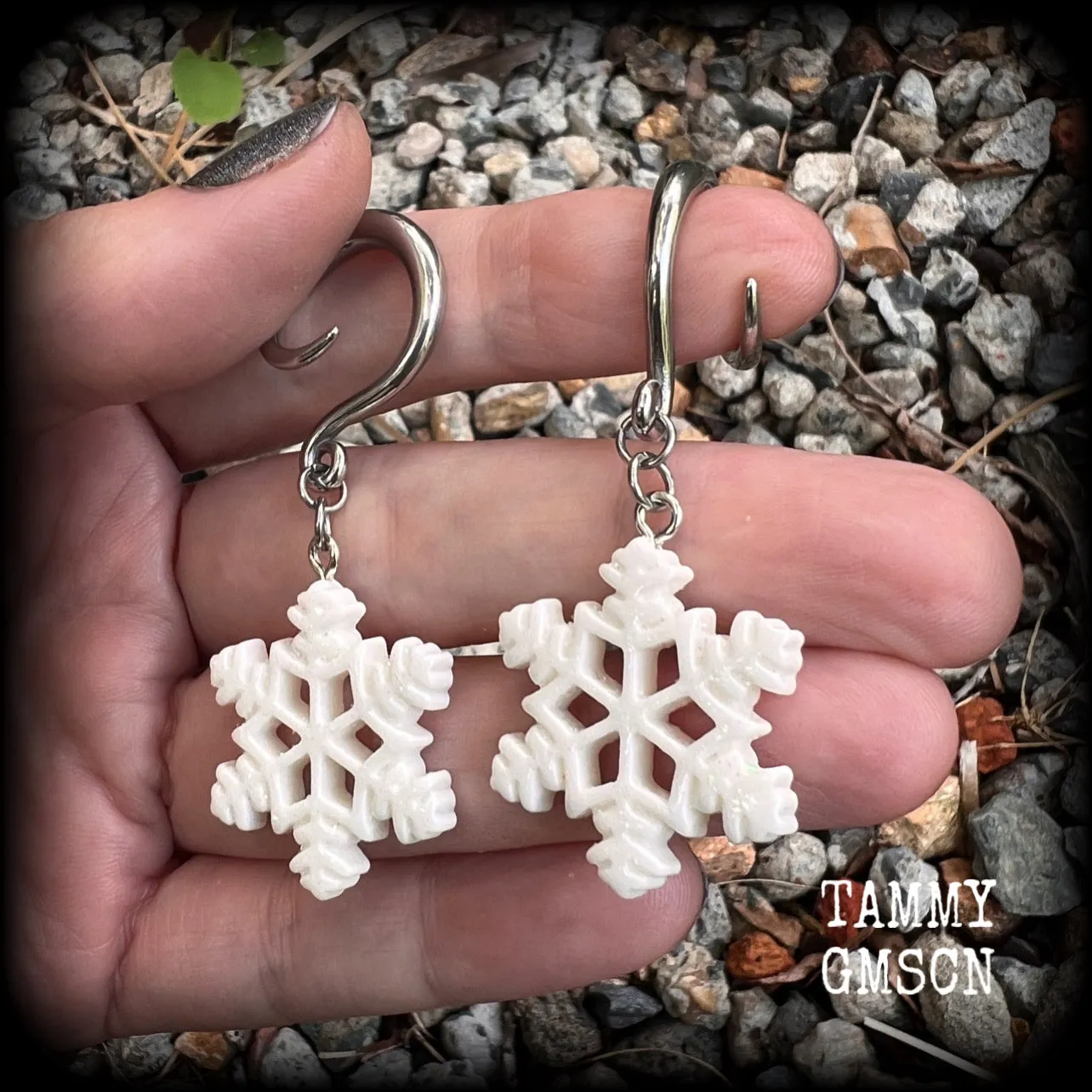 Snowflake gauged earrings-Christmas ear hangers