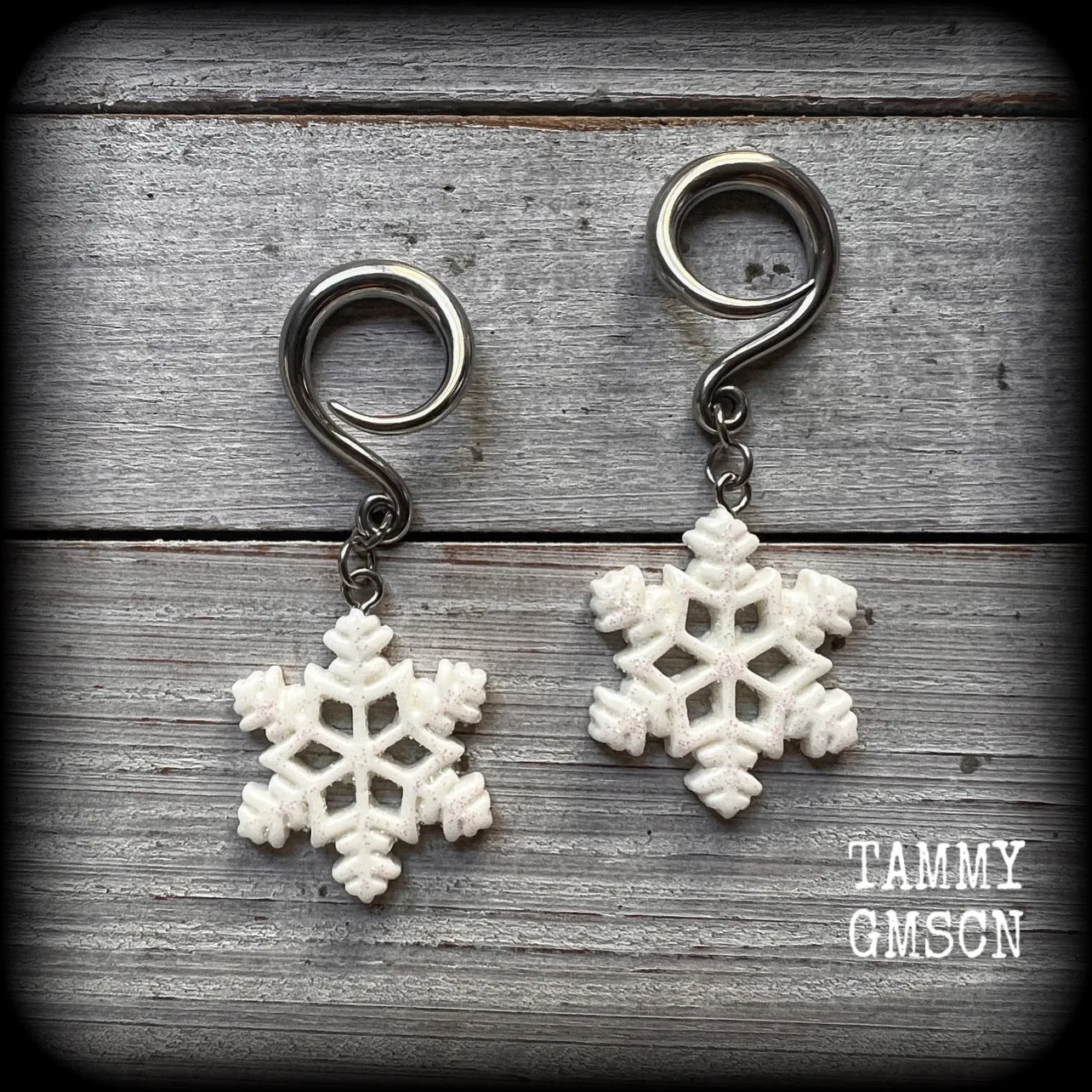 Snowflake gauged earrings-Christmas ear hangers