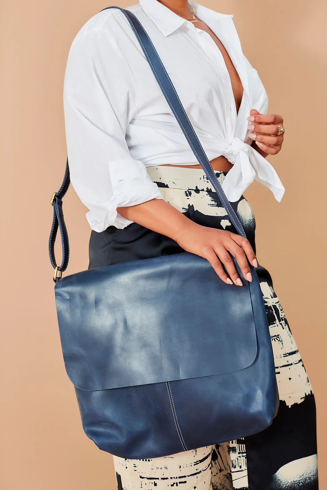 Telak Leather Messenger Bag - Nile Blue